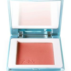 BNIB Rain Cosmetic Glowing Blush Burlesque